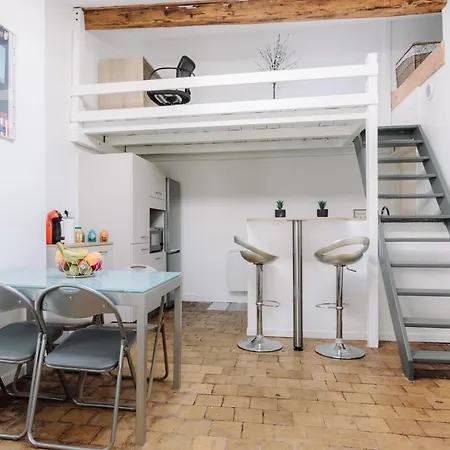 Bnbgônes - Le Saint Vincent- Hypercentre Wifi Netflix Appartement Lyon